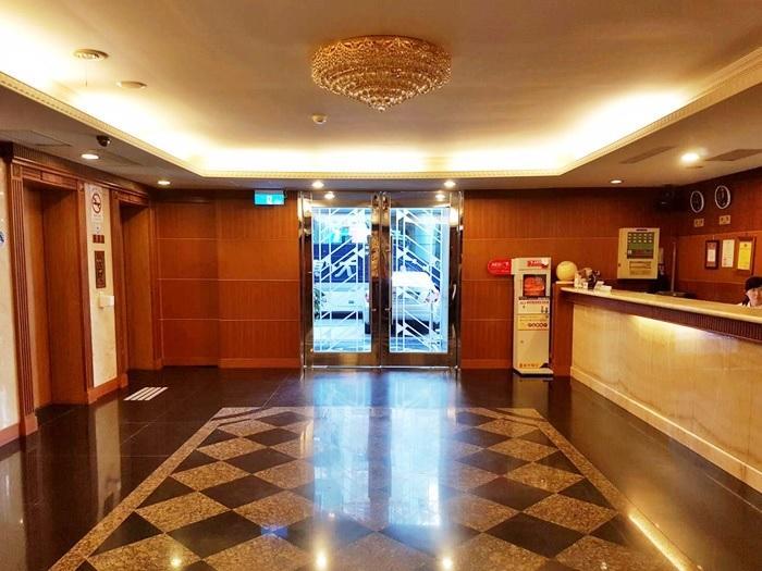 Jing Jing Holiday Hotel Kaohsiung Luaran gambar